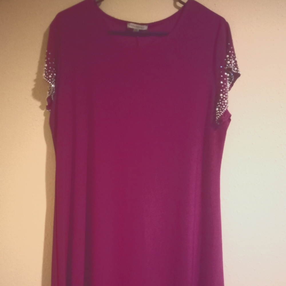 TASH + SOPHIE DRESS - Picture 2 of 3